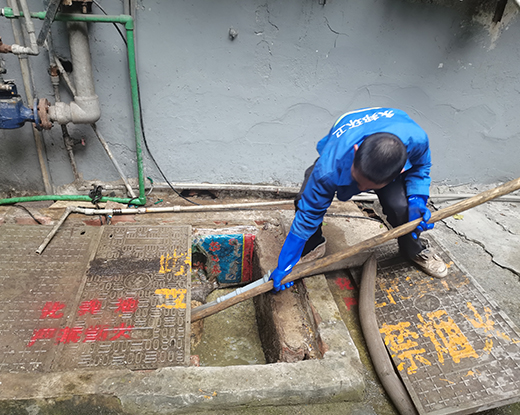 企石镇清掏化粪池